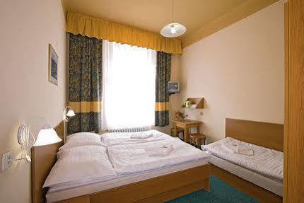 Hotel Sofia Prague Ngoại thất bức ảnh